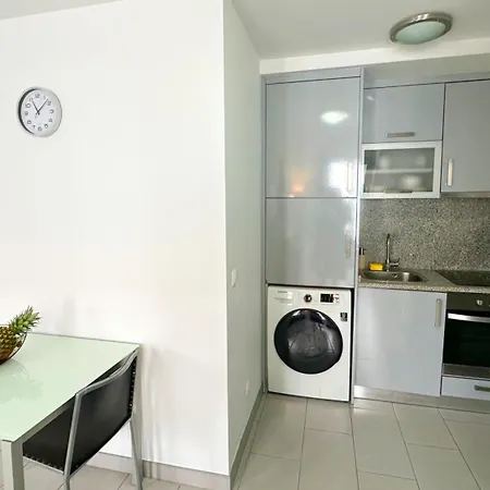 Loft Acolhedor Com Mezanine No Centro De Angra